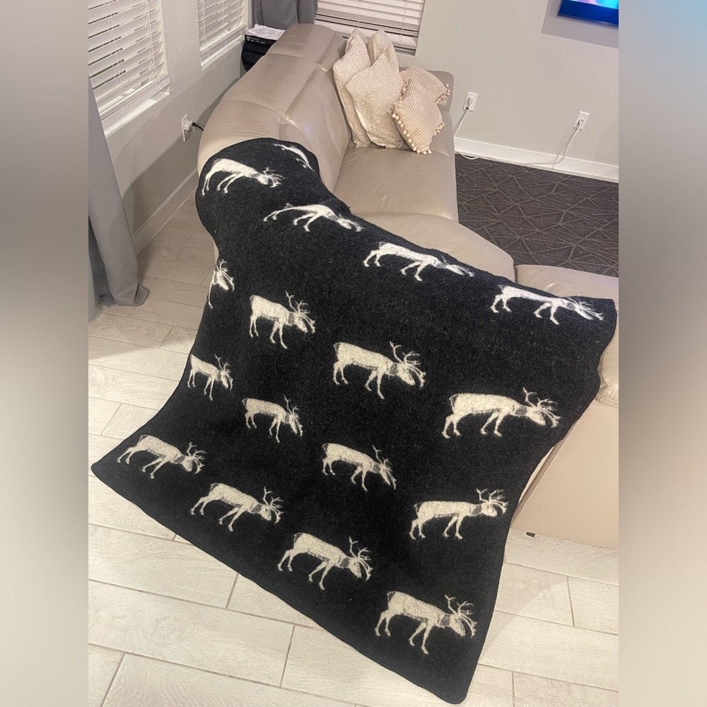 Lillunn 100% Pure Wool Blanket, Reversible, 52x72, Norway, moose